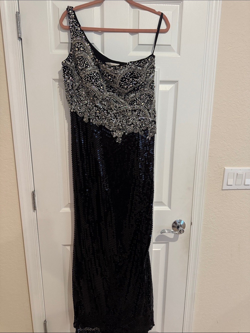Tony Bowls Black and Silver One-Shoulder Sequin Gown